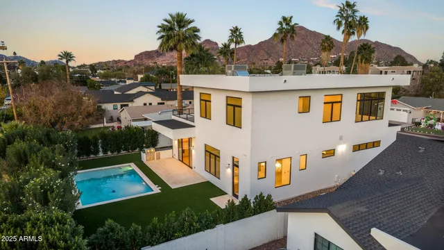 $2,350,000 | 4120 North 44th Place, Phoenix, AZ 85018