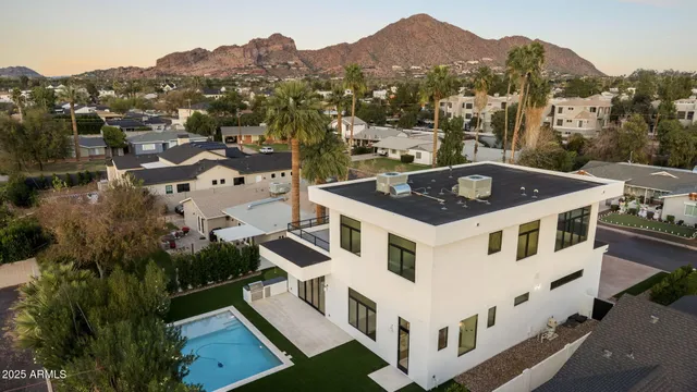 $2,350,000 | 4120 North 44th Place, Phoenix, AZ 85018