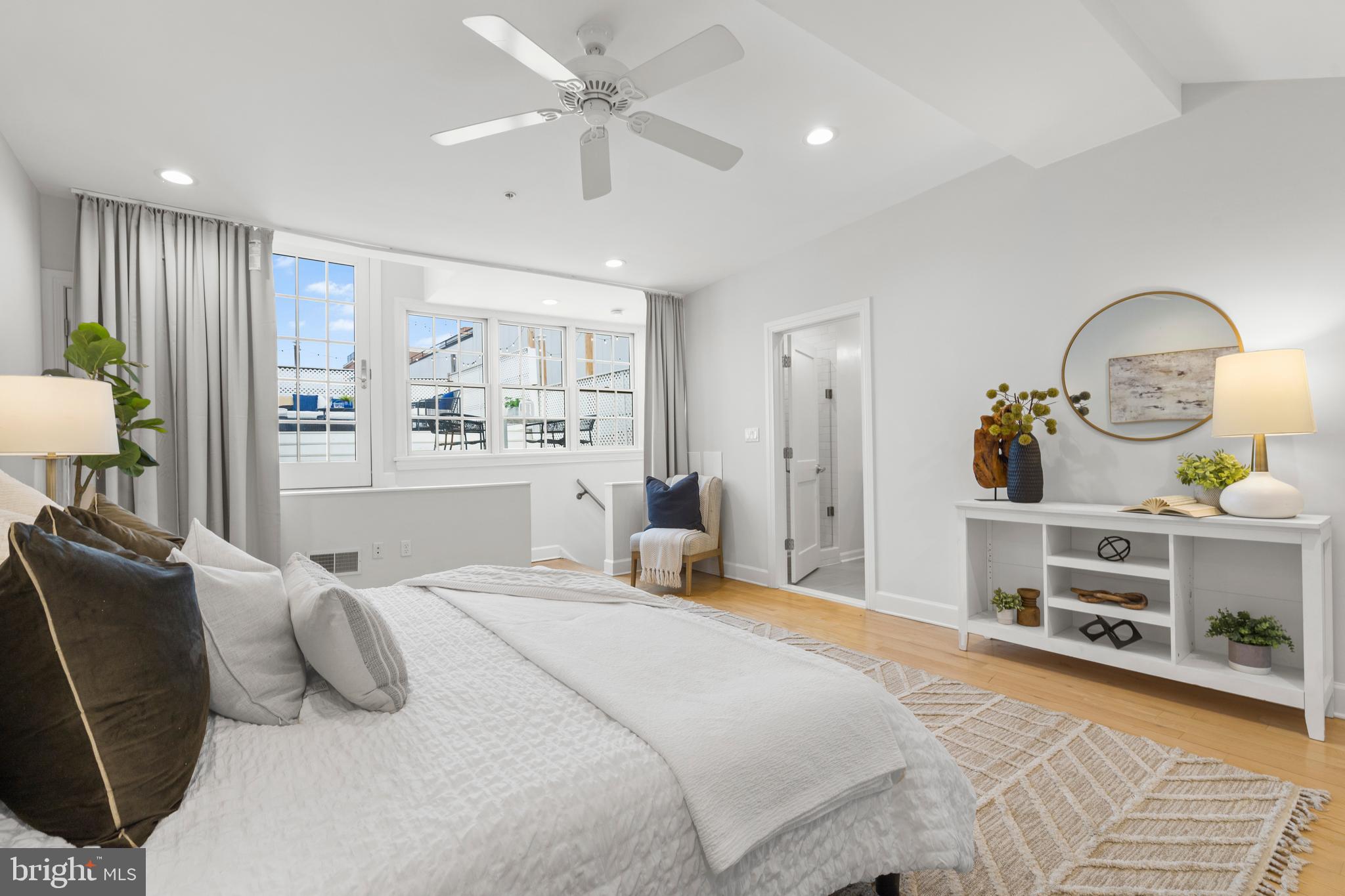 1111 M Street Northwest, Unit 7 Washington, DC 20005 - Photo 19 of 38 Primary Bedroom