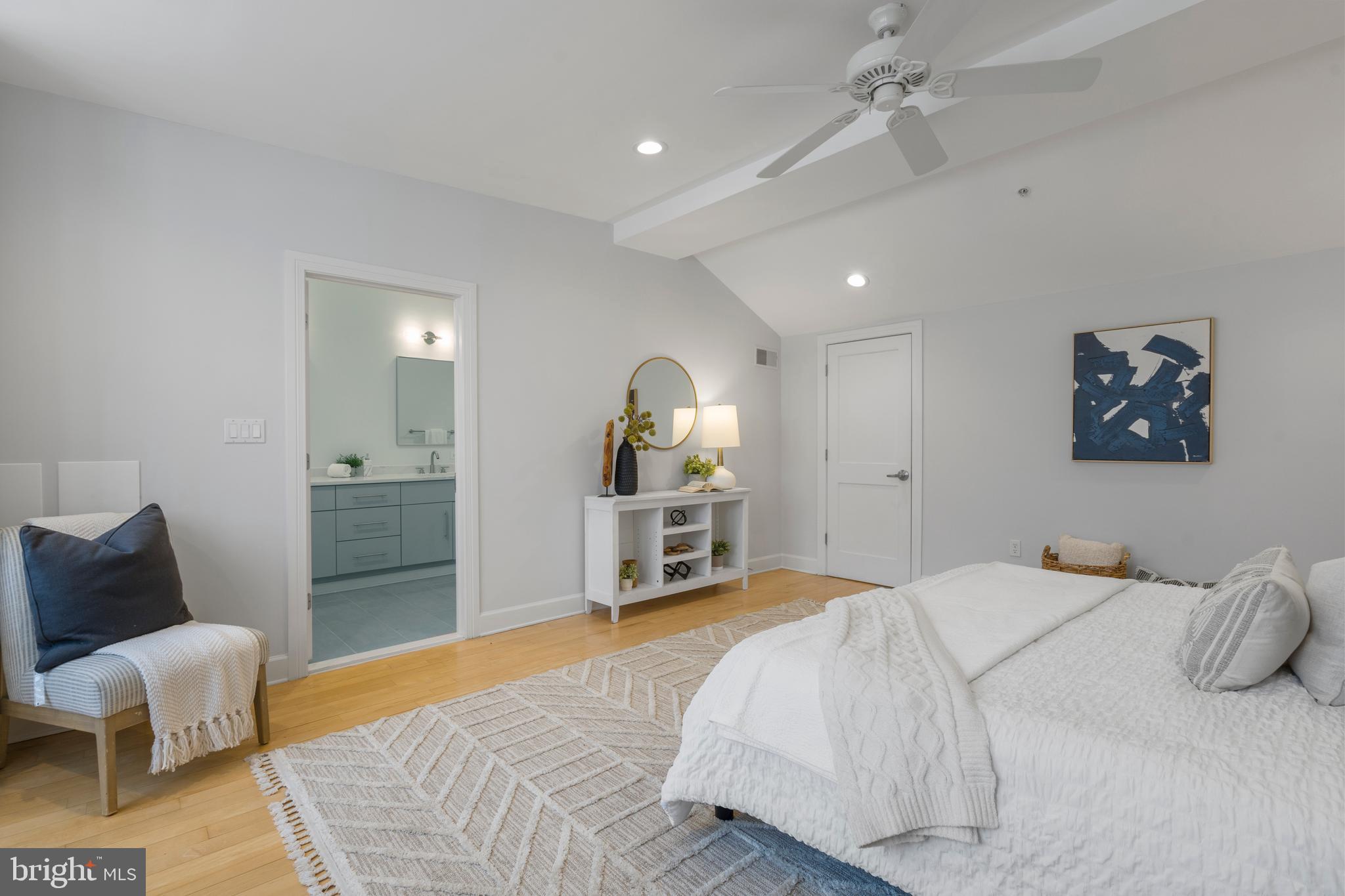 1111 M Street Northwest, Unit 7 Washington, DC 20005 - Photo 20 of 38 Primary Bedroom