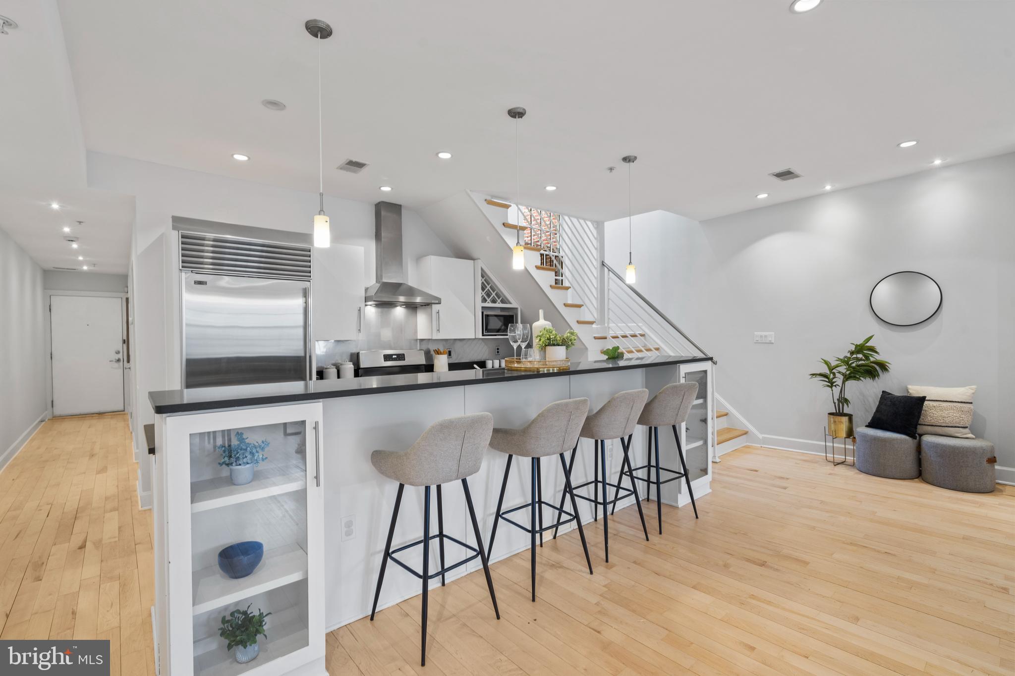 1111 M Street Northwest, Unit 7 Washington, DC 20005 - Photo 6 of 38 Open Layout