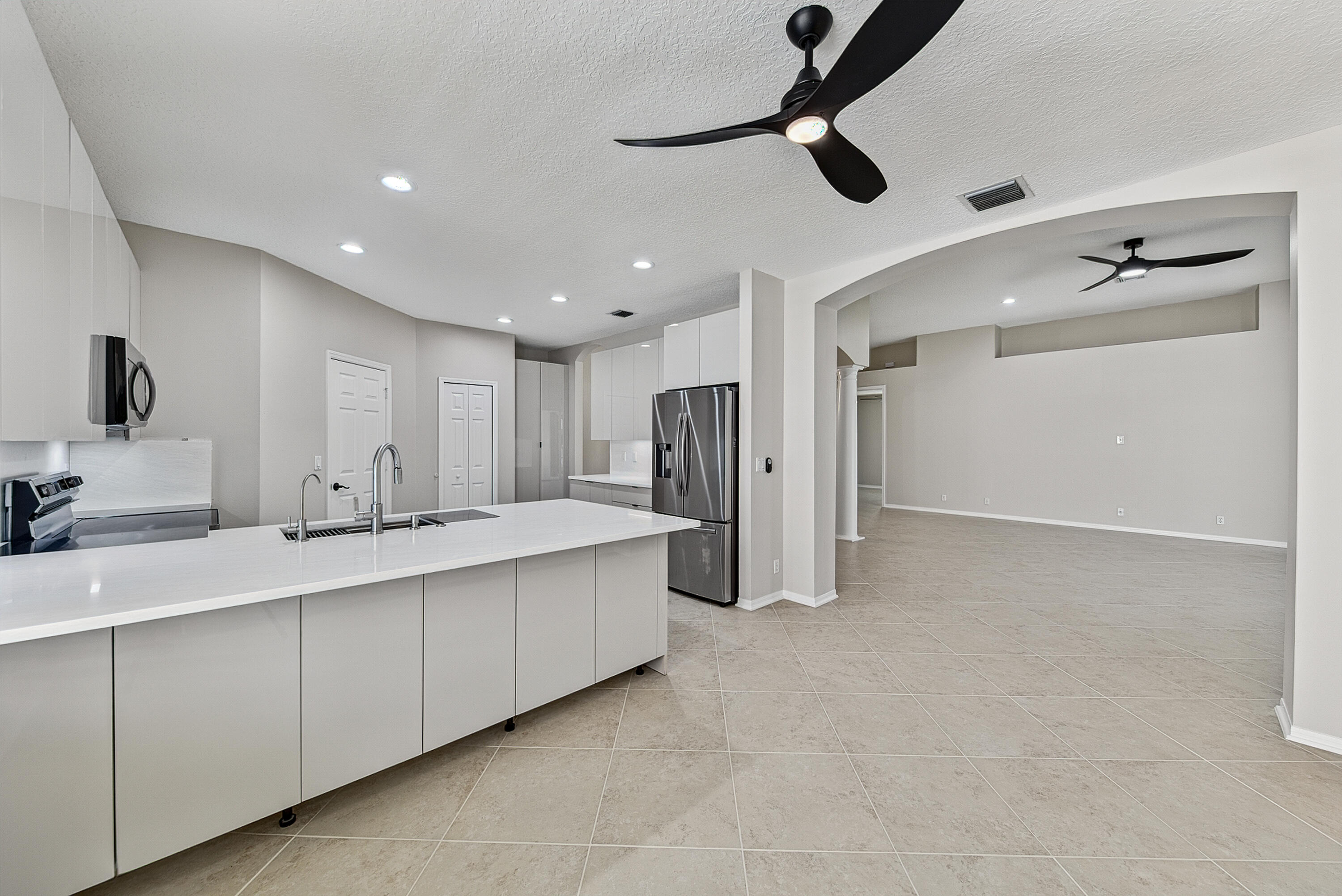 12325 Cascades Pointe Drive Boca Raton, FL 33428 - Photo 15 of 67 schirling-25