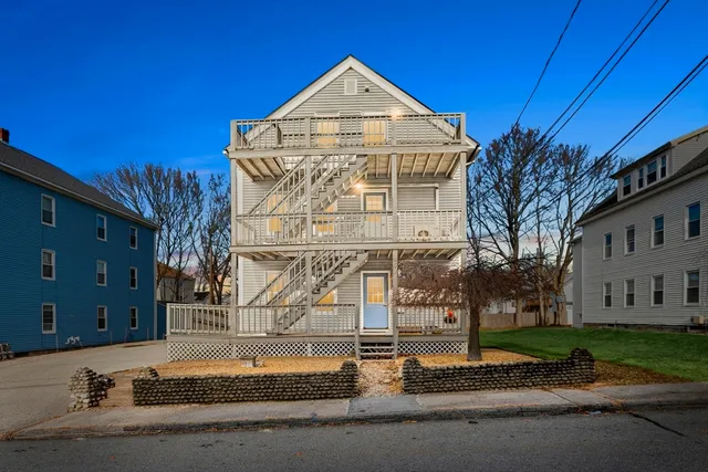 $214,900 | 17 Cutler Street, Unit 1, Webster, MA 01570