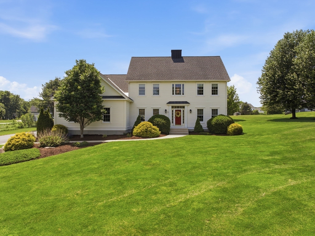 7 Stone Road Millbury, MA 01527 - Photo 3 of 38