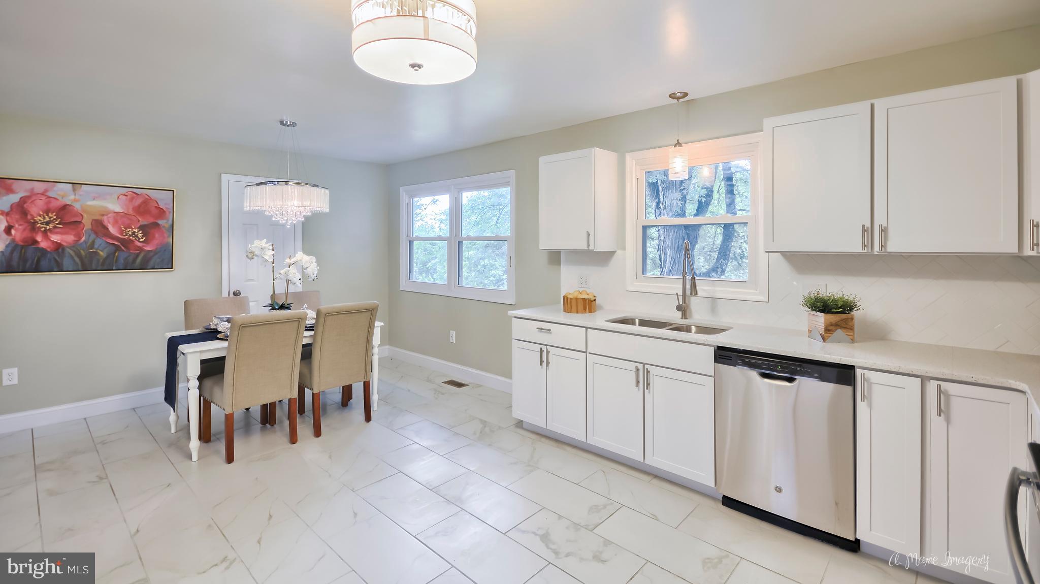 4833 Mt Zion Road Frederick, MD 21703 - Photo 13 of 30 Entertain in your Gourmet Kitchen.