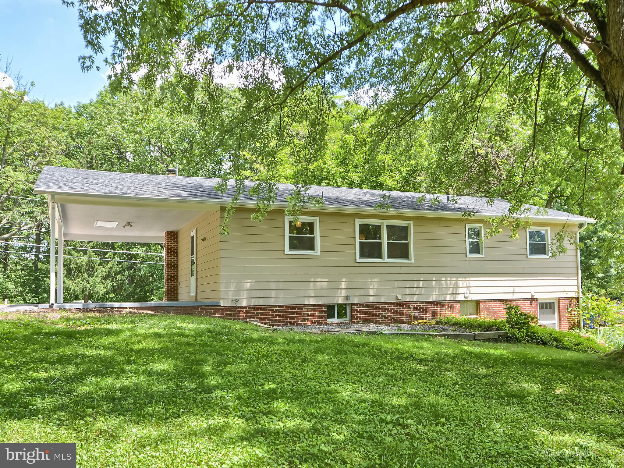 4833 Mt Zion Road Frederick, MD 21703 - Photo 19 of 30 Rancher on over 1/2 acre