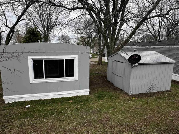 a view of backyard space