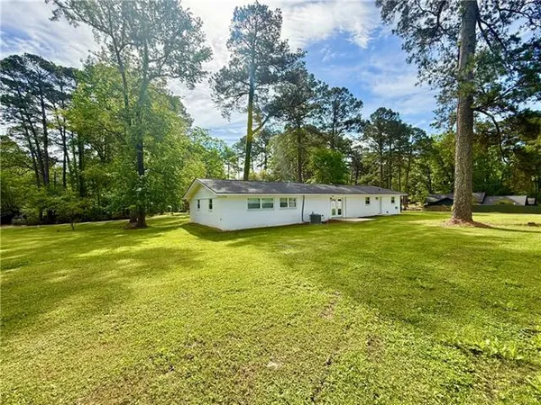 $325,000 | 1260 Louisiana Street, Jena, LA 71342