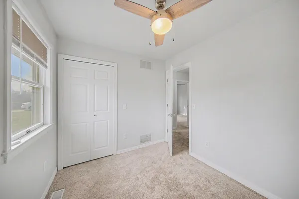 $189,900 | 164 Somerset Drive, Brooklyn, MI 49230