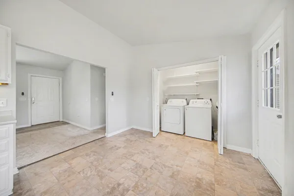 $189,900 | 164 Somerset Drive, Brooklyn, MI 49230
