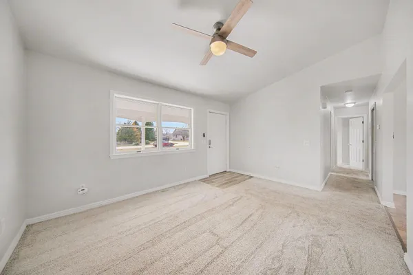 $189,900 | 164 Somerset Drive, Brooklyn, MI 49230