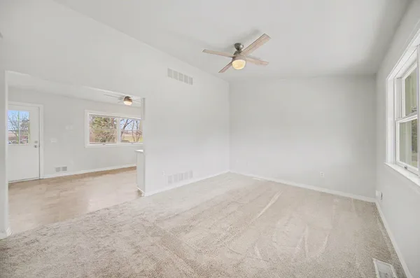 $189,900 | 164 Somerset Drive, Brooklyn, MI 49230