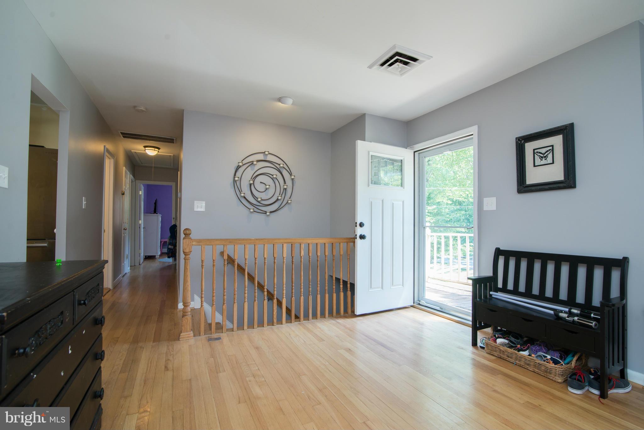 4216 Laurel Road Alexandria, VA 22309 - Photo 2 of 23 Interior (General)