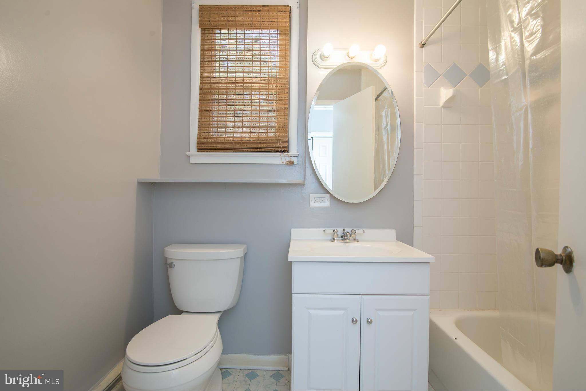 4216 Laurel Road Alexandria, VA 22309 - Photo 17 of 23 Bath