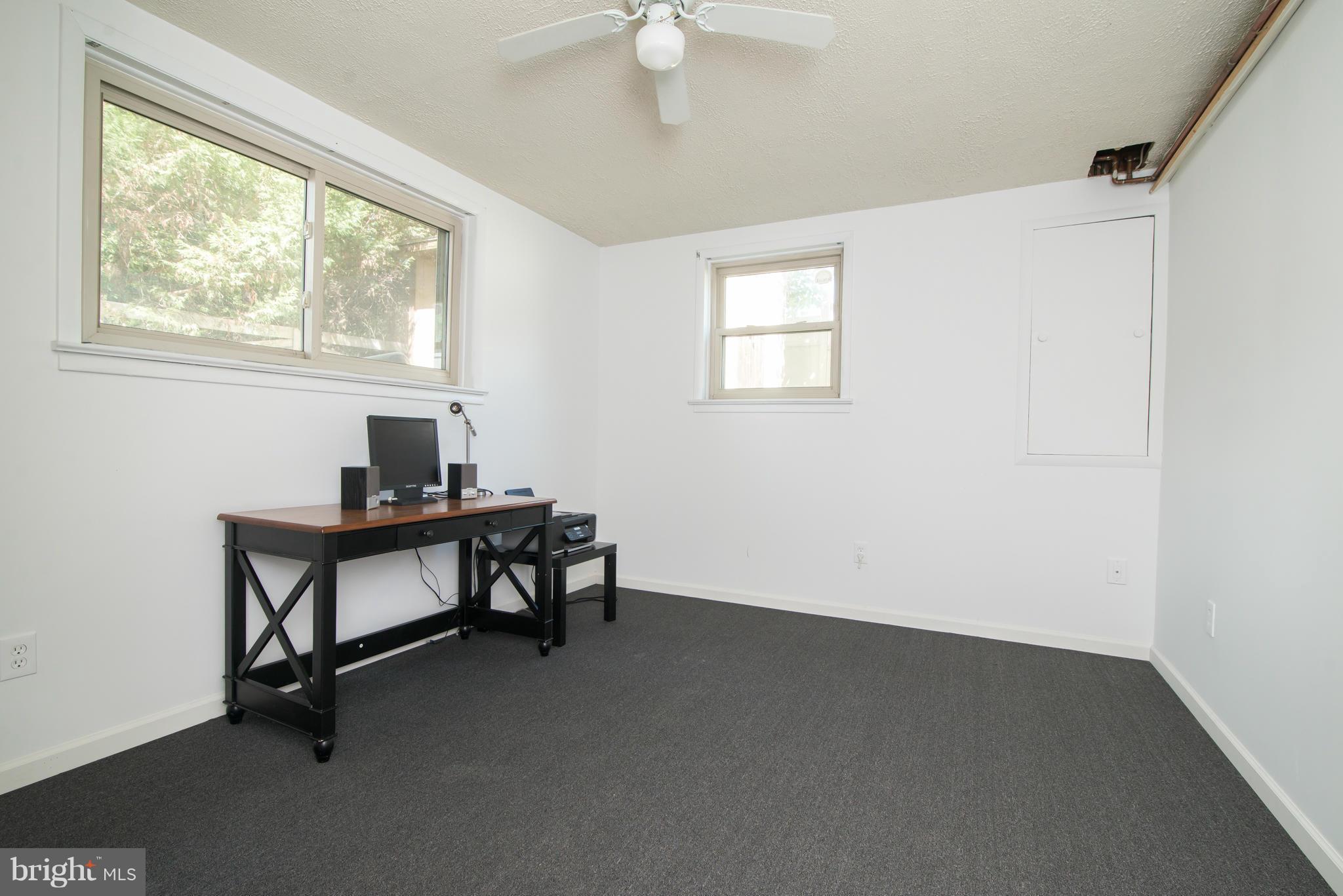 4216 Laurel Road Alexandria, VA 22309 - Photo 18 of 23 Interior (General)