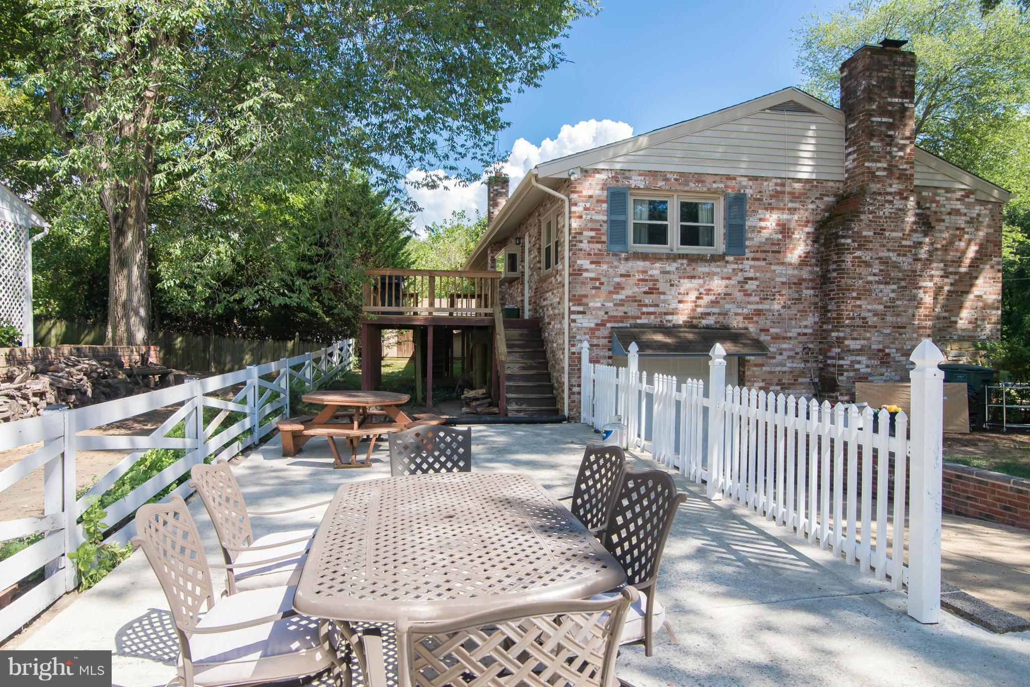 4216 Laurel Road Alexandria, VA 22309 - Photo 20 of 23 Exterior (General)