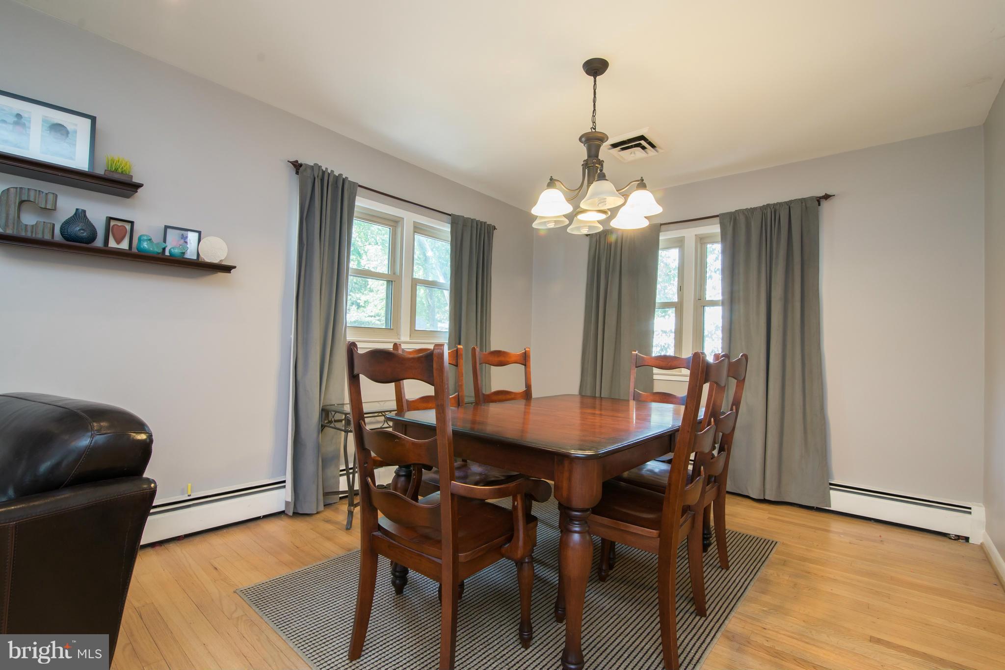 4216 Laurel Road Alexandria, VA 22309 - Photo 5 of 23 Dining Room