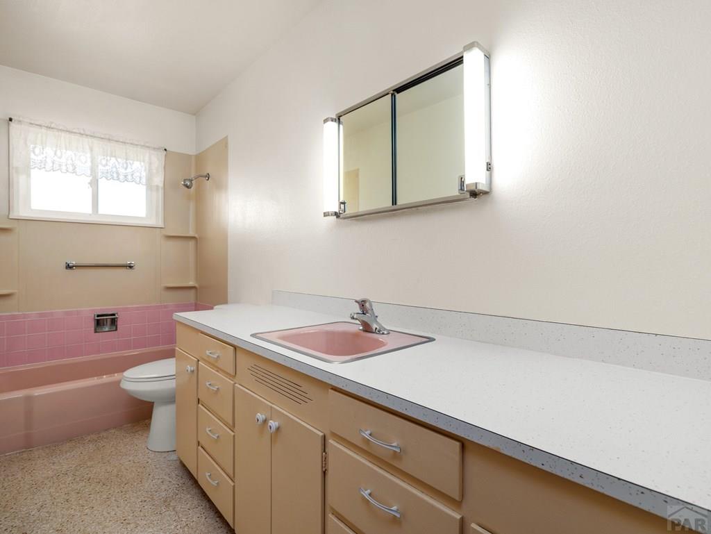 37 Scotland Road Pueblo, CO 81001 - Photo 21 of 26 Gallery Image 21