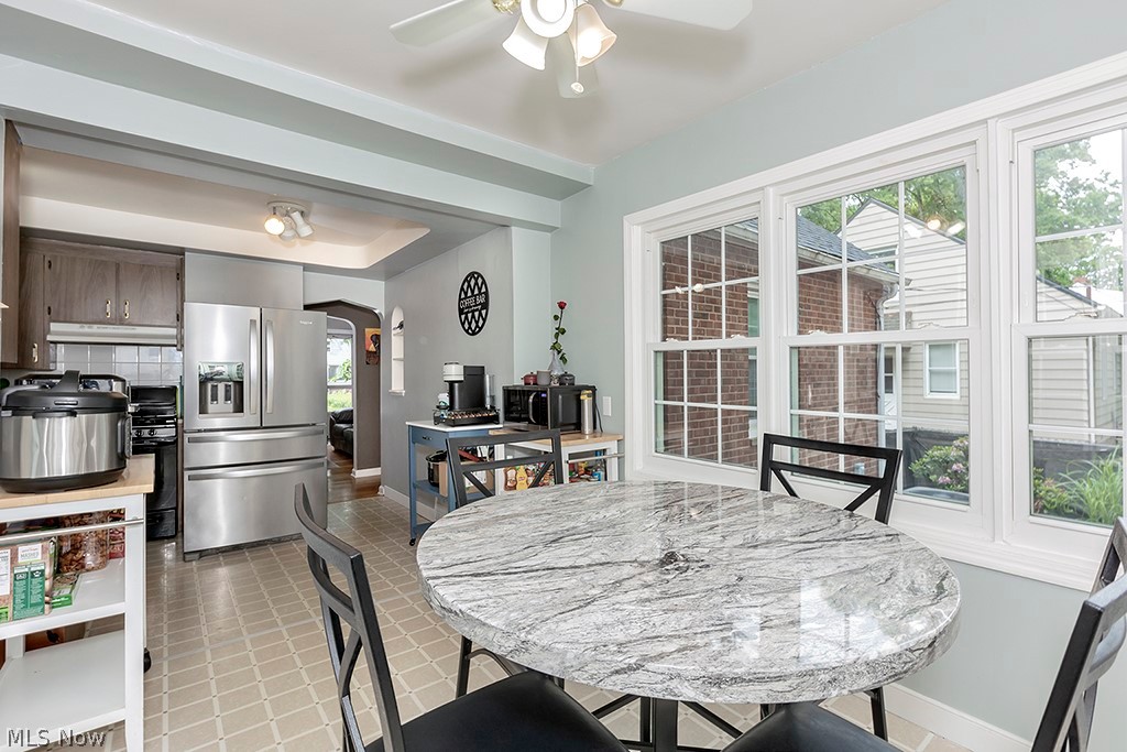 4369 West Anderson Road South Euclid, OH 44121 - Photo 11 of 41 Large Family Dining Area