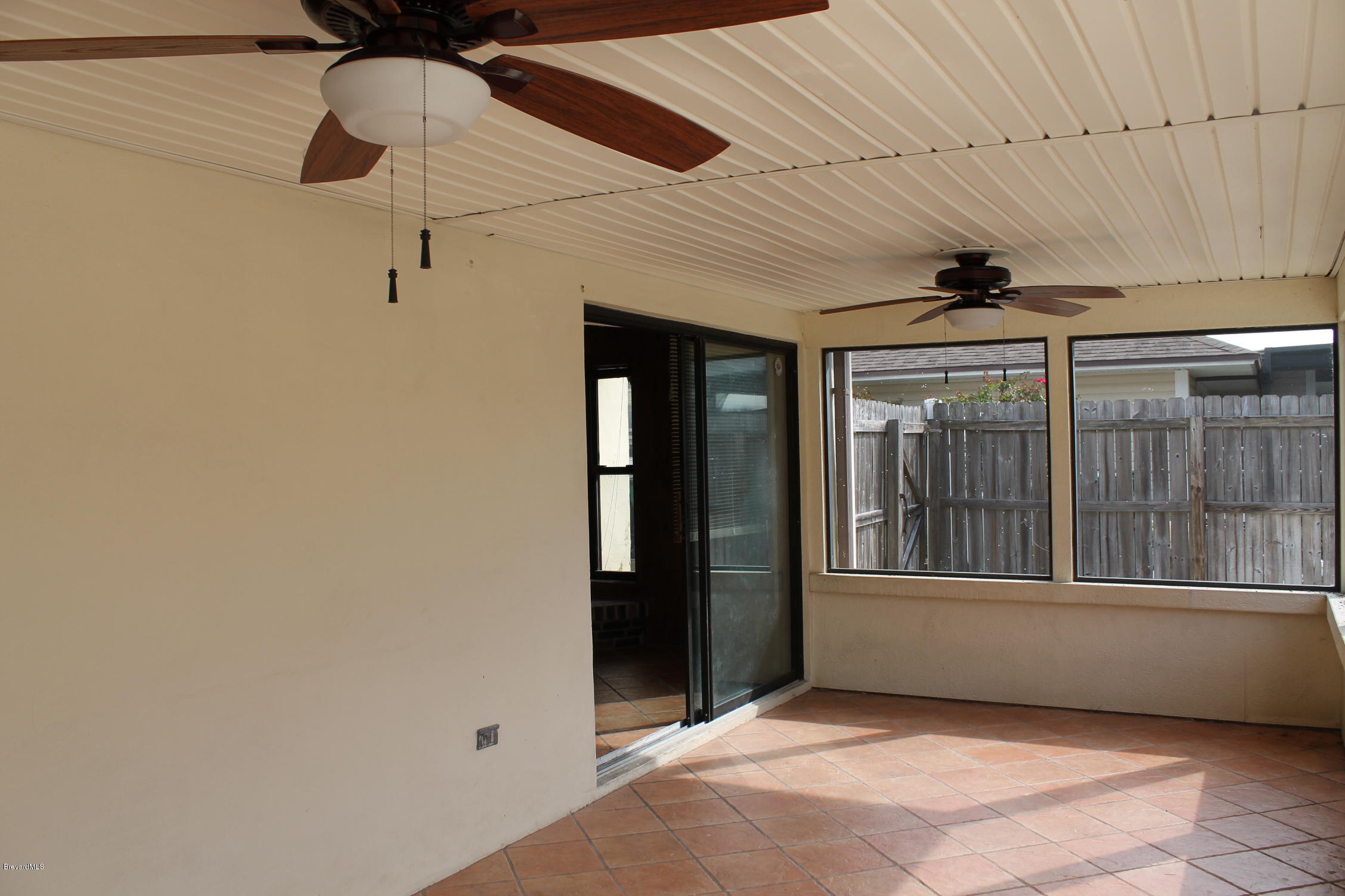283 Sand Dollar Road Indialantic, FL 32903 - Photo 4 of 26 IMG_2005