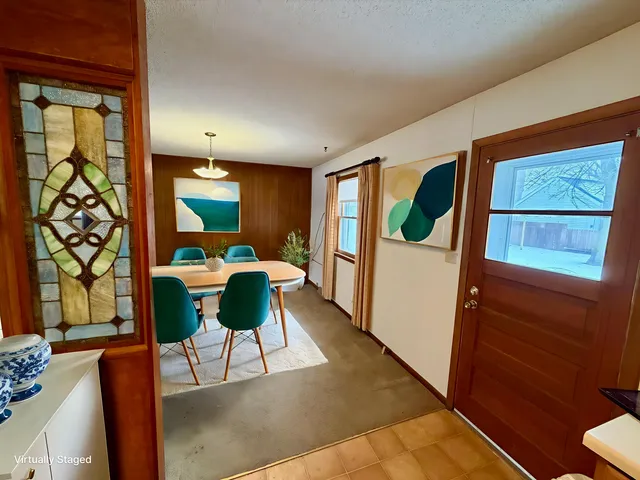 $250,000 | 801 14th Avenue Southwest, Willmar, MN 56201