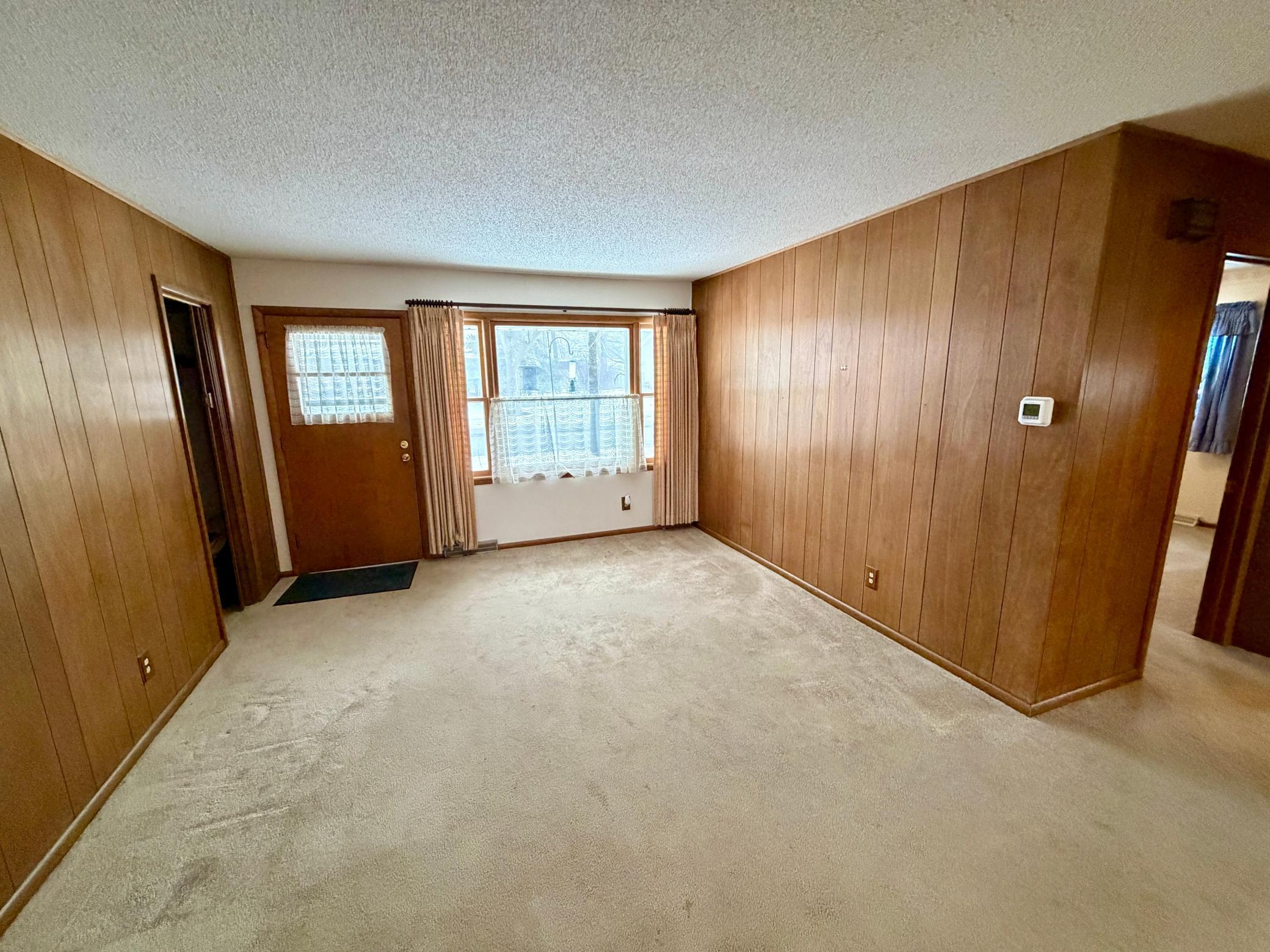 801 14th Avenue Southwest Willmar, MN 56201 - Photo 31 of 60