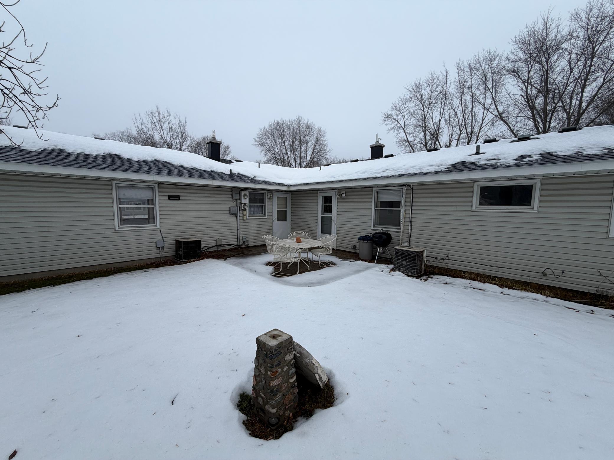 801 14th Avenue Southwest Willmar, MN 56201 - Photo 4 of 60