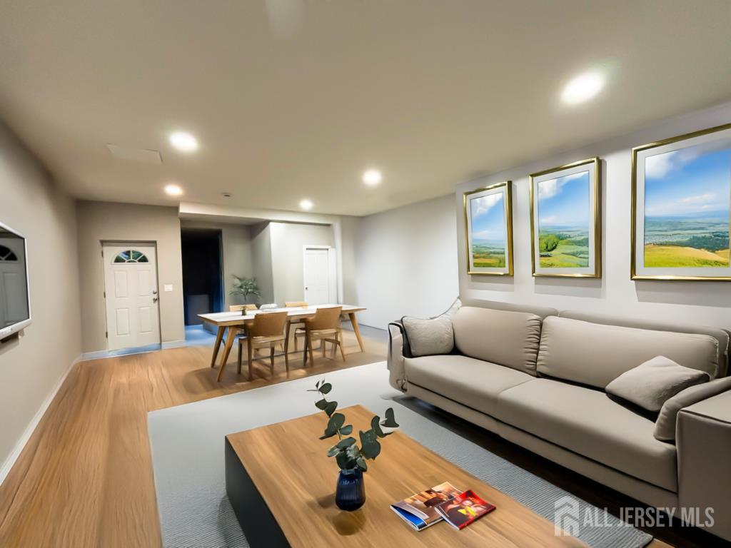 438 Lawrence Street Burlington, NJ 08016 - Photo 2 of 21