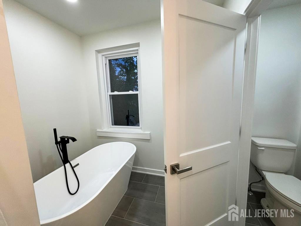 438 Lawrence Street Burlington, NJ 08016 - Photo 8 of 21