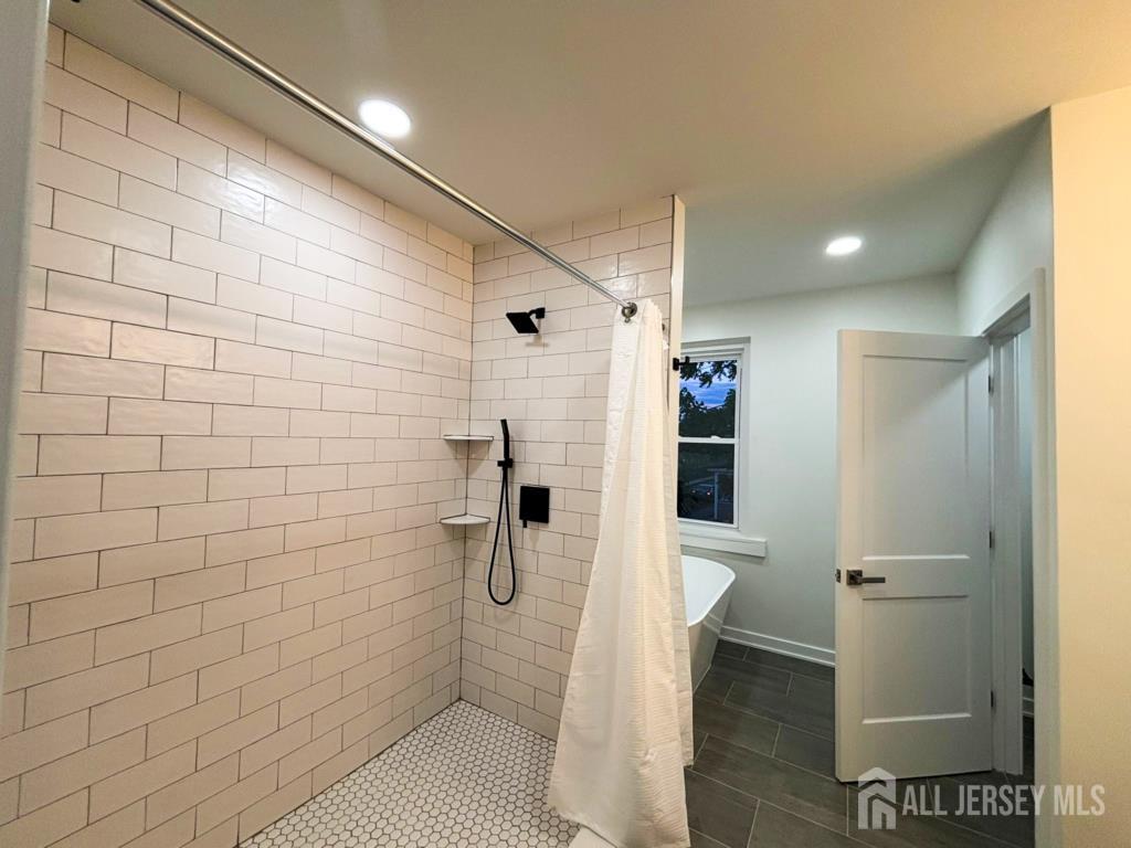 438 Lawrence Street Burlington, NJ 08016 - Photo 9 of 21
