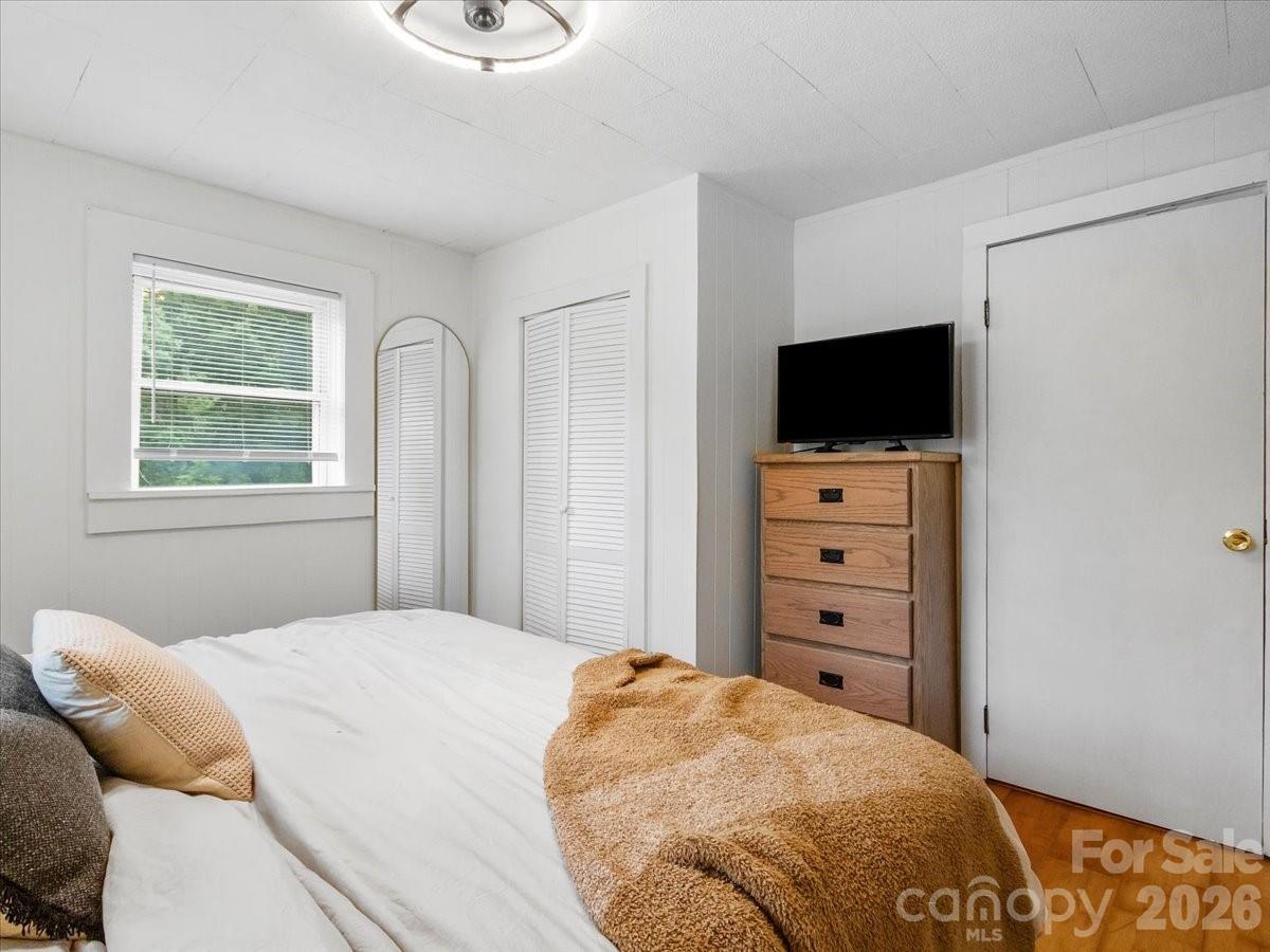 352 Jakes Branch Road Spruce Pine, NC 28777 - Photo 14 of 31