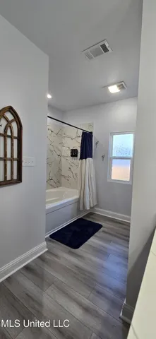 $265,000 | 1715 East Lakeshore Drive, Carriere, MS 39426