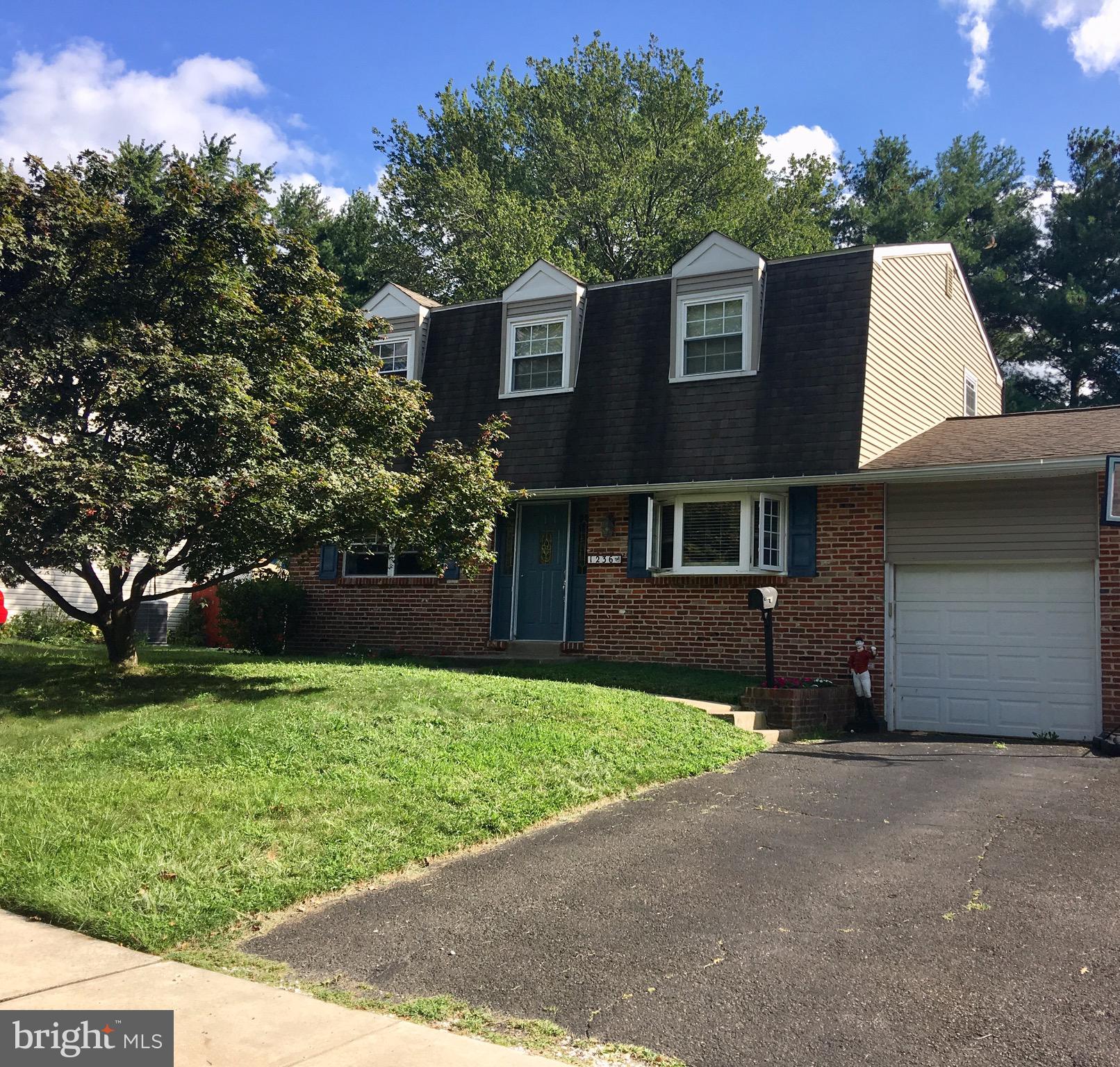 1236 Cushmore Road Southampton, PA 18966 - Photo 1 of 23 Exterior Front with driveway and one car garage