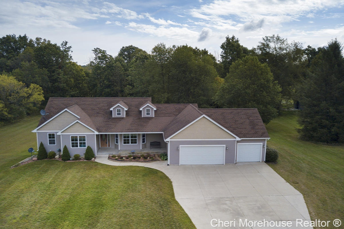 6968 Rivers Edge Lane Middleville, MI 49333 - Photo 1 of 53 IMG_6968