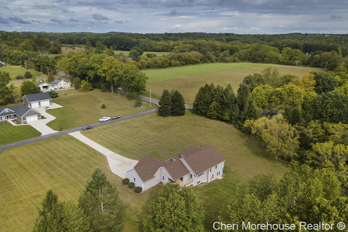 6968 Rivers Edge Lane Middleville, MI 49333 - Photo 6 of 53 IMG_6973