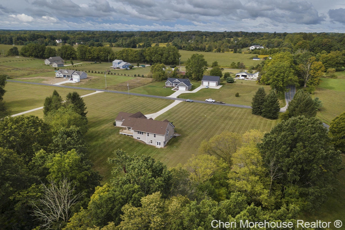 6968 Rivers Edge Lane Middleville, MI 49333 - Photo 8 of 53 IMG_6975