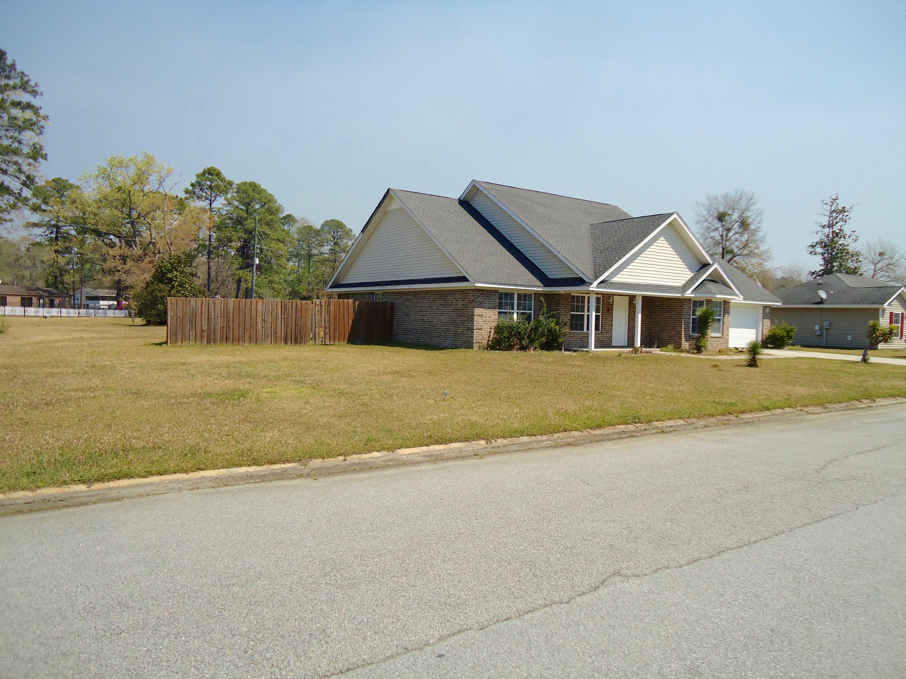 242 Brandon Cove Ridgeland, SC 29936 - Photo 3 of 36 DSC07402