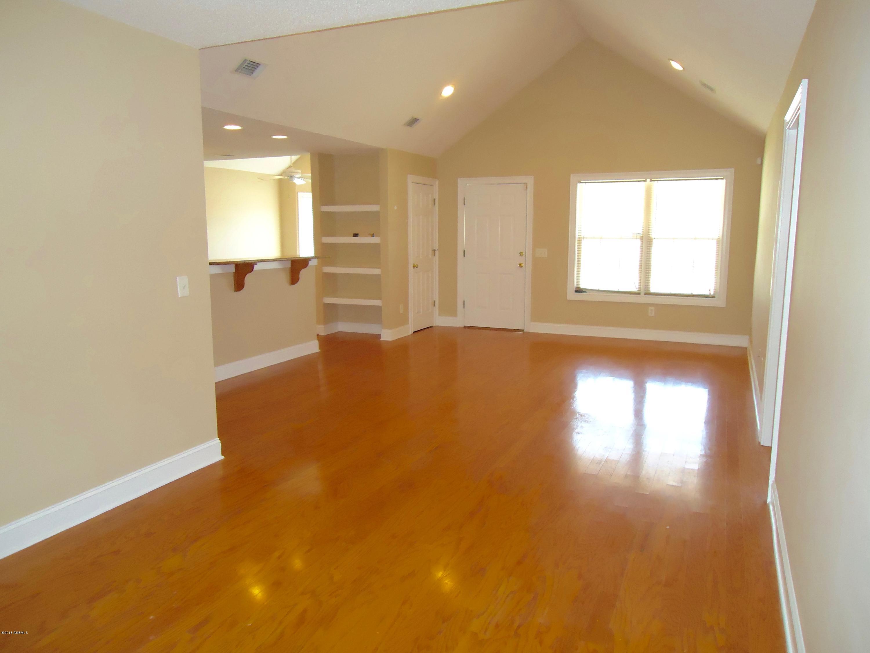 242 Brandon Cove Ridgeland, SC 29936 - Photo 6 of 36 DSC07406