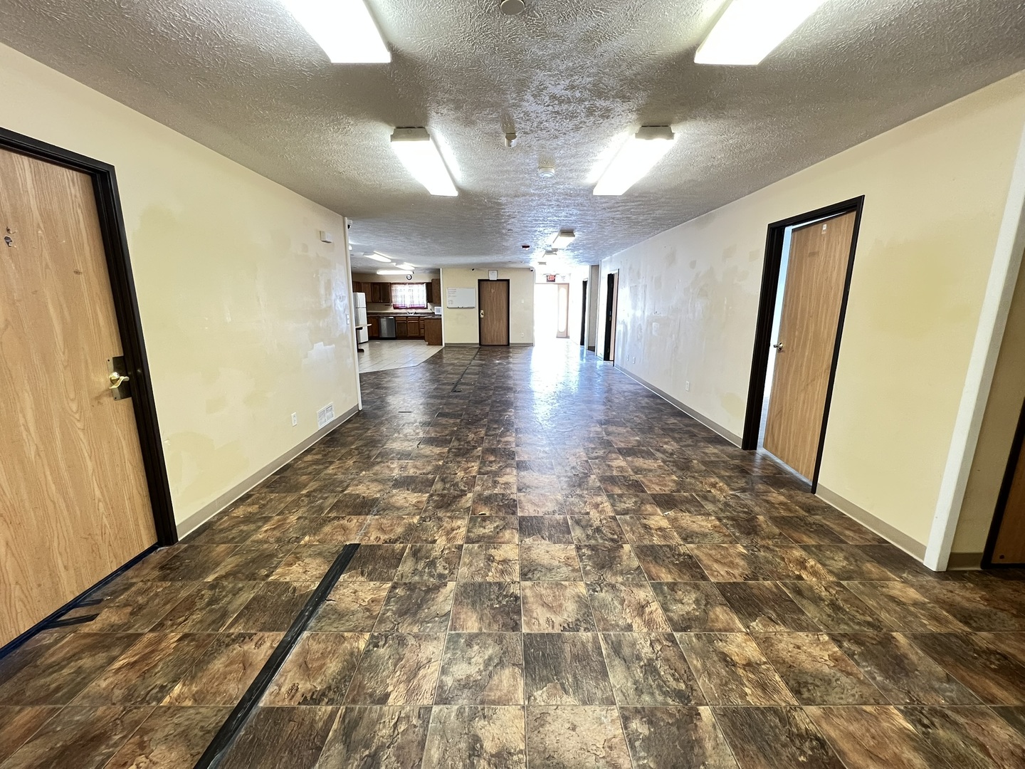 227 East Washington Street Freeport, IL 61032 - Photo 3 of 26