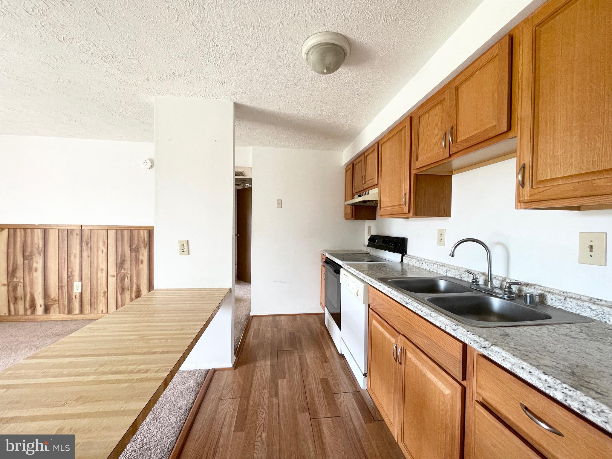 1001 Heather Ridge Drive, Unit 1G Frederick, MD 21702 - Photo 2 of 18