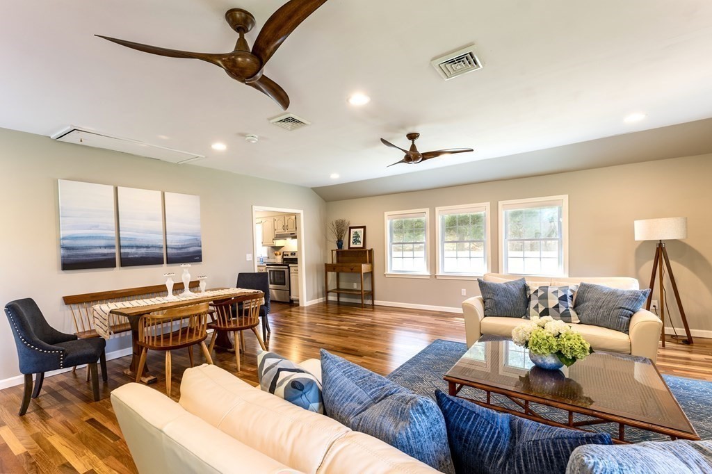 118 Braley Hill Road Rochester, MA 02770 - Photo 8 of 22 Gallery Image 8