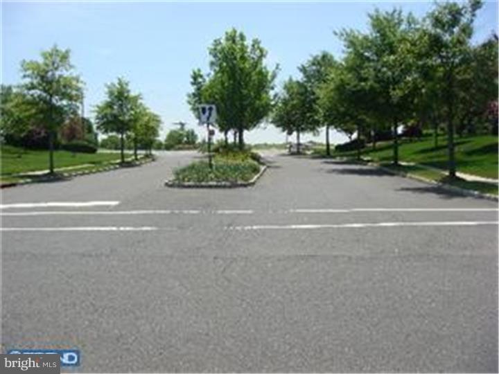 44 Windsor Pond Road Princeton Junction, NJ 08550 - Photo 16 of 23 Gallery Image 16