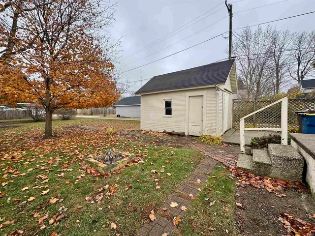 $135,000 | 405 North Front Street, North Manchester, IN 46962