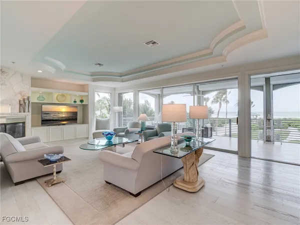 $9,700,000 | 16770 Captiva Drive, Captiva, FL 33924