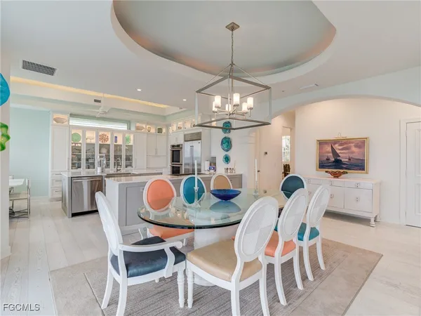 $9,700,000 | 16770 Captiva Drive, Captiva, FL 33924