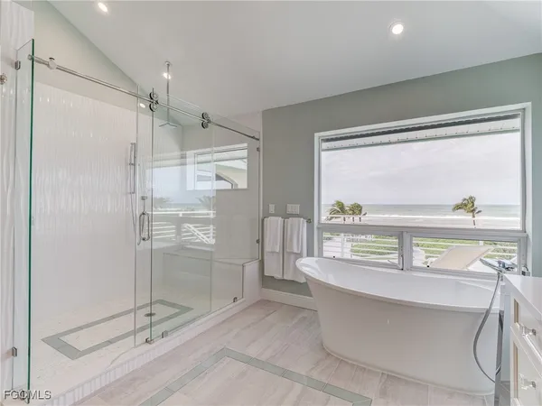 $9,700,000 | 16770 Captiva Drive, Captiva, FL 33924