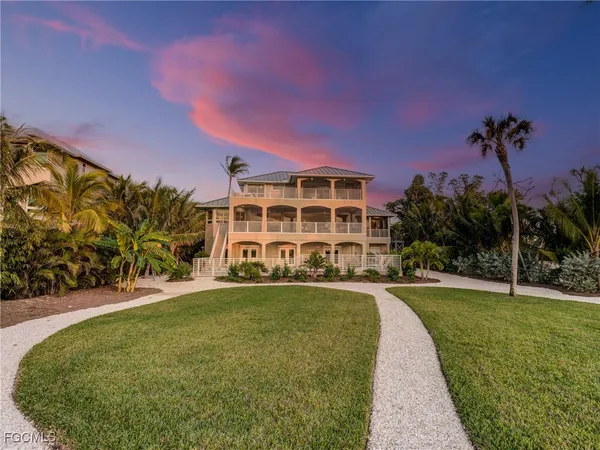 $9,700,000 | 16770 Captiva Drive, Captiva, FL 33924