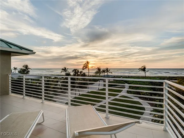 $9,700,000 | 16770 Captiva Drive, Captiva, FL 33924