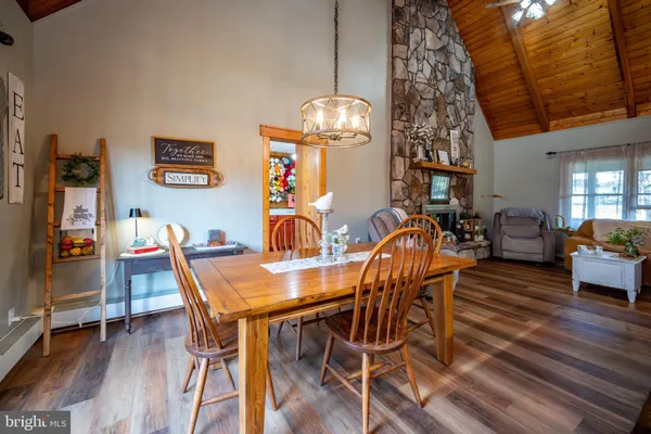 $399,900 | 1204 Alexander Lane, Oakland, MD 21550