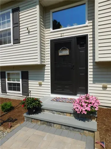 $569,000 | 27 Nardolillo Street, Johnston, RI 02919